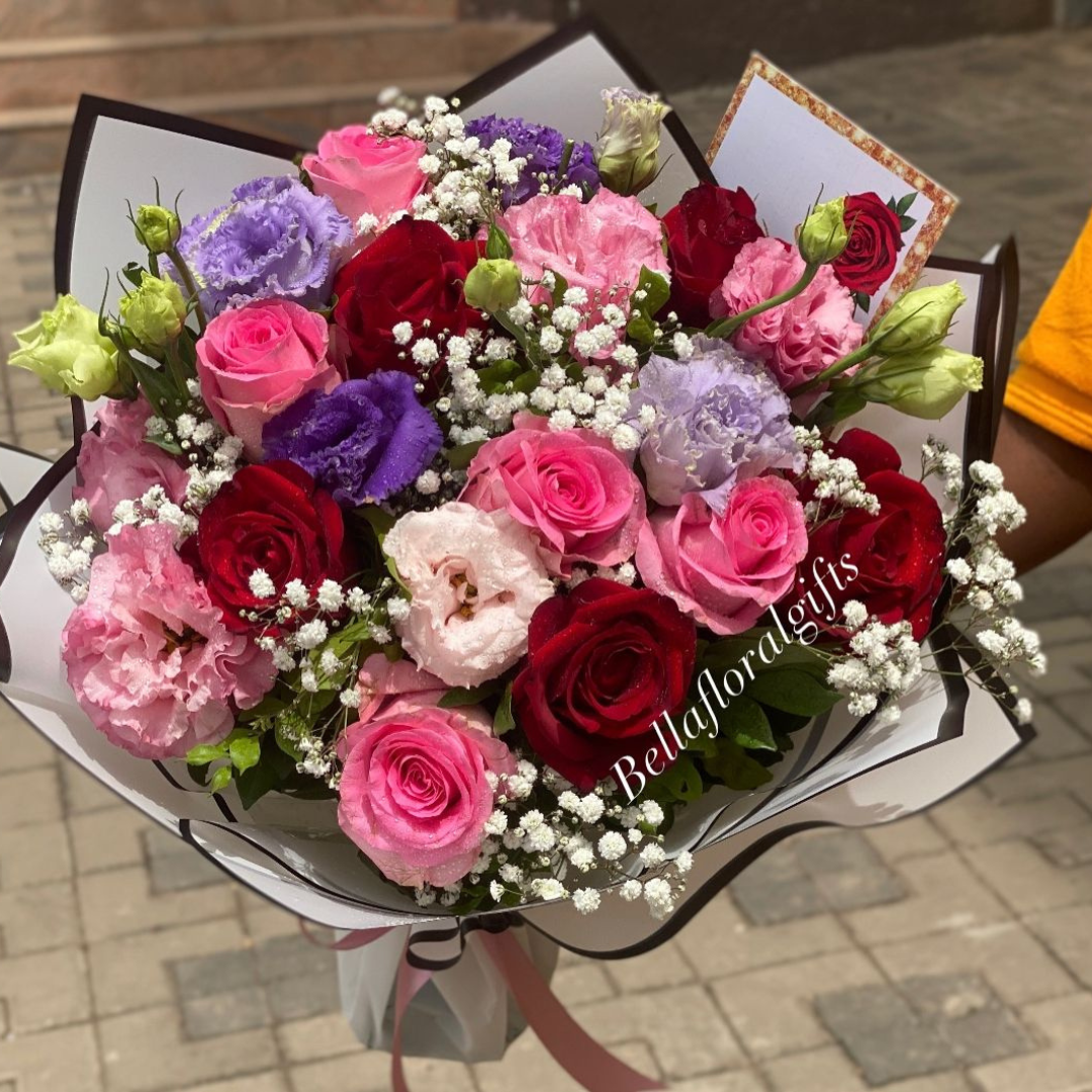 Lisianthus, Roses and white babys breath fillers – Mix flowers