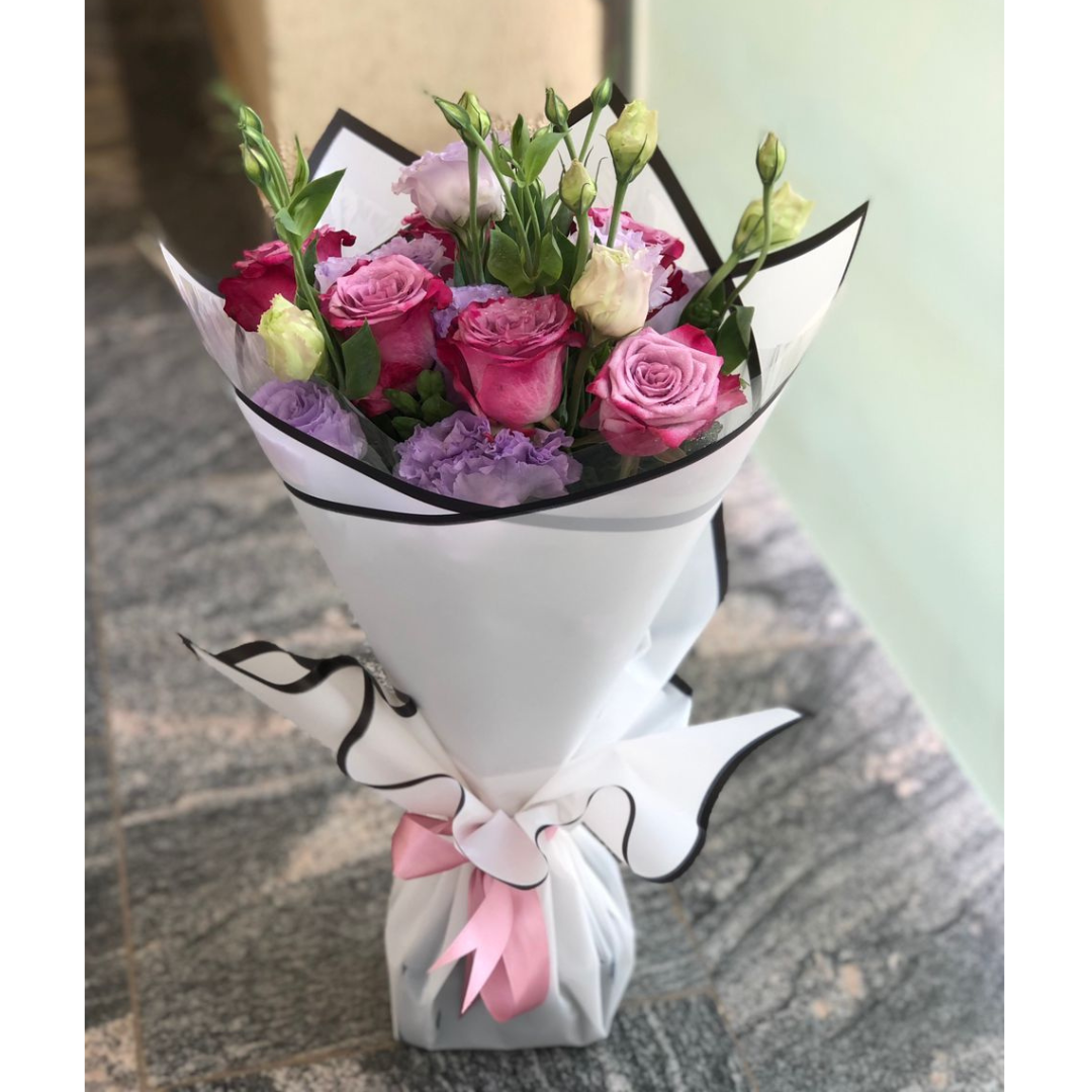 Purple roses and Lisianthus flowers